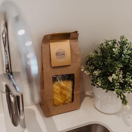 Petit Luxe Volta Apartaments Terrassa Extérieur photo
