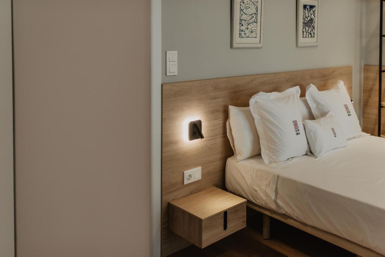 Petit Luxe Volta Apartaments Terrassa Extérieur photo