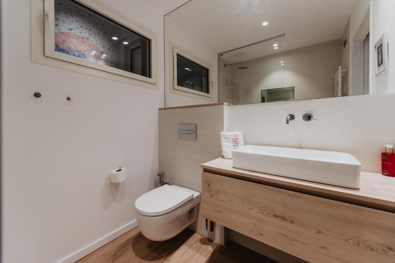 Petit Luxe Volta Apartaments Terrassa Extérieur photo
