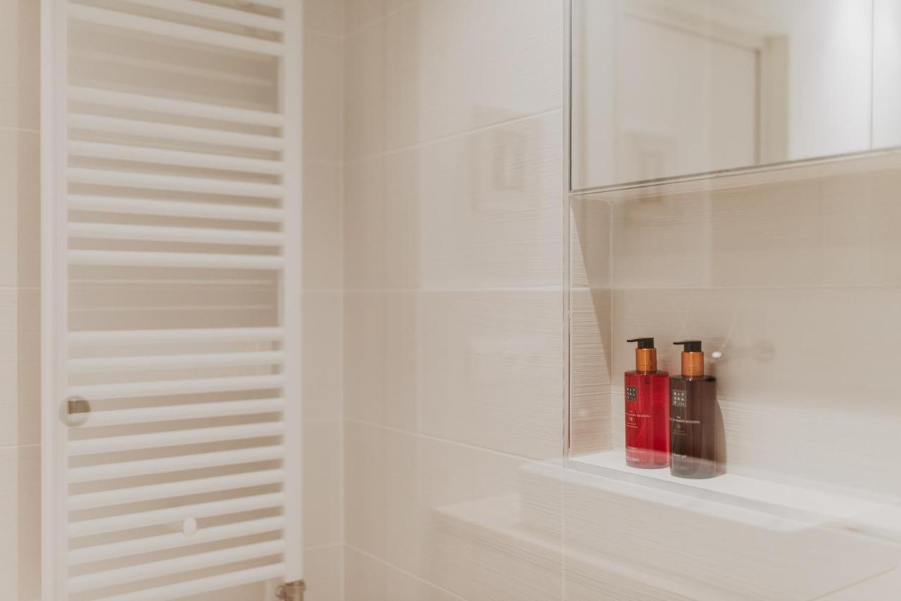Petit Luxe Volta Apartaments Terrassa Extérieur photo